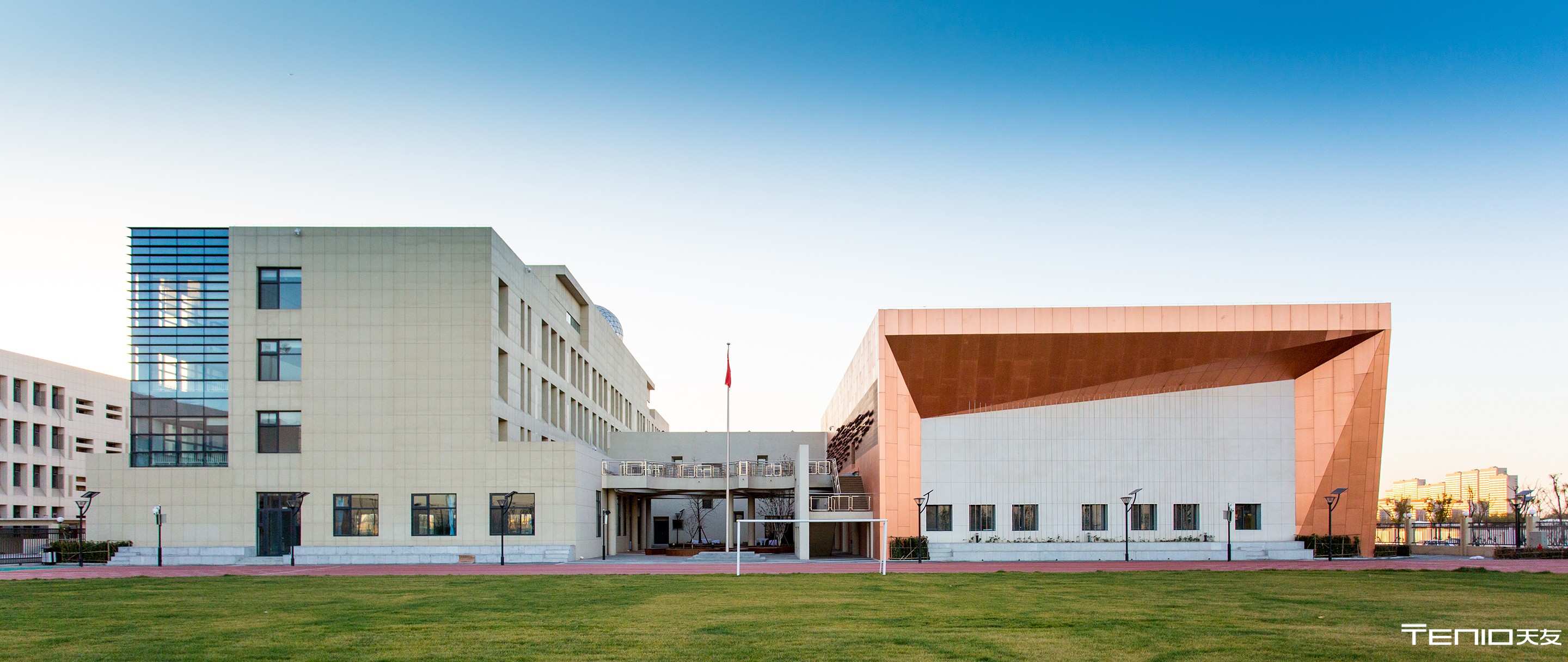 4小学街景.jpg